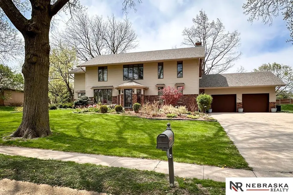 1222 N 101 Circle, Omaha, NE 68114 - #1