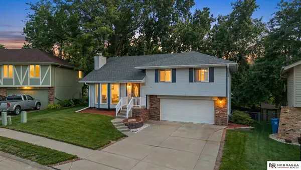 6632 S 86th Avenue Circle, Ralston, NE 68127