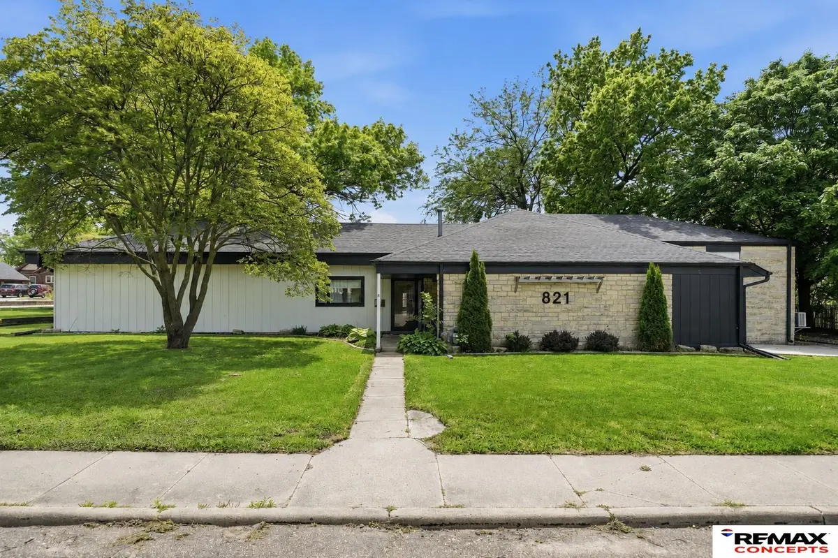 821 N 13th Street, Beatrice, NE 68310 - #1