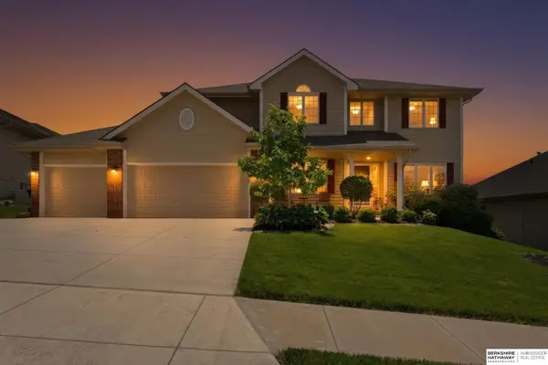 17323 Franklin Drive, Omaha, NE 68118