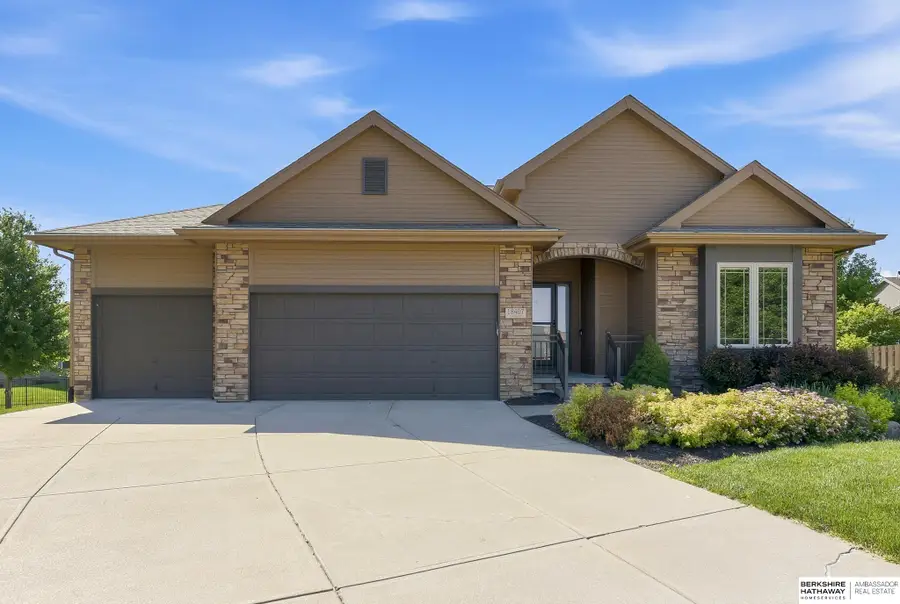 18407 Cuming Circle, Elkhorn, NE 68022 - #2