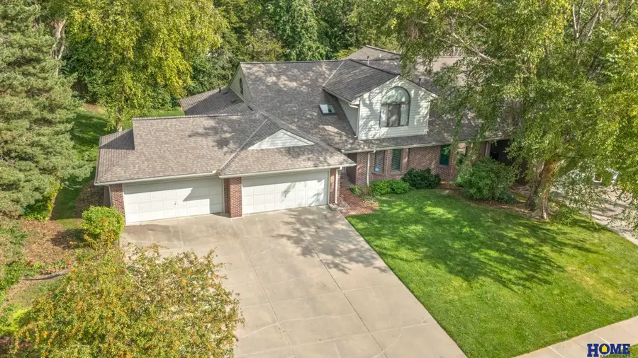 4920 S 71st Street, Lincoln, NE 68516 - #3