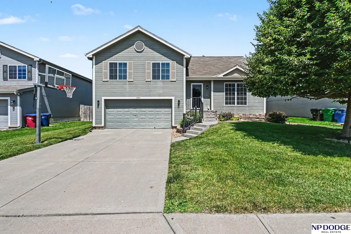 13913 Springview Drive, Bellevue, NE 68133 - #1
