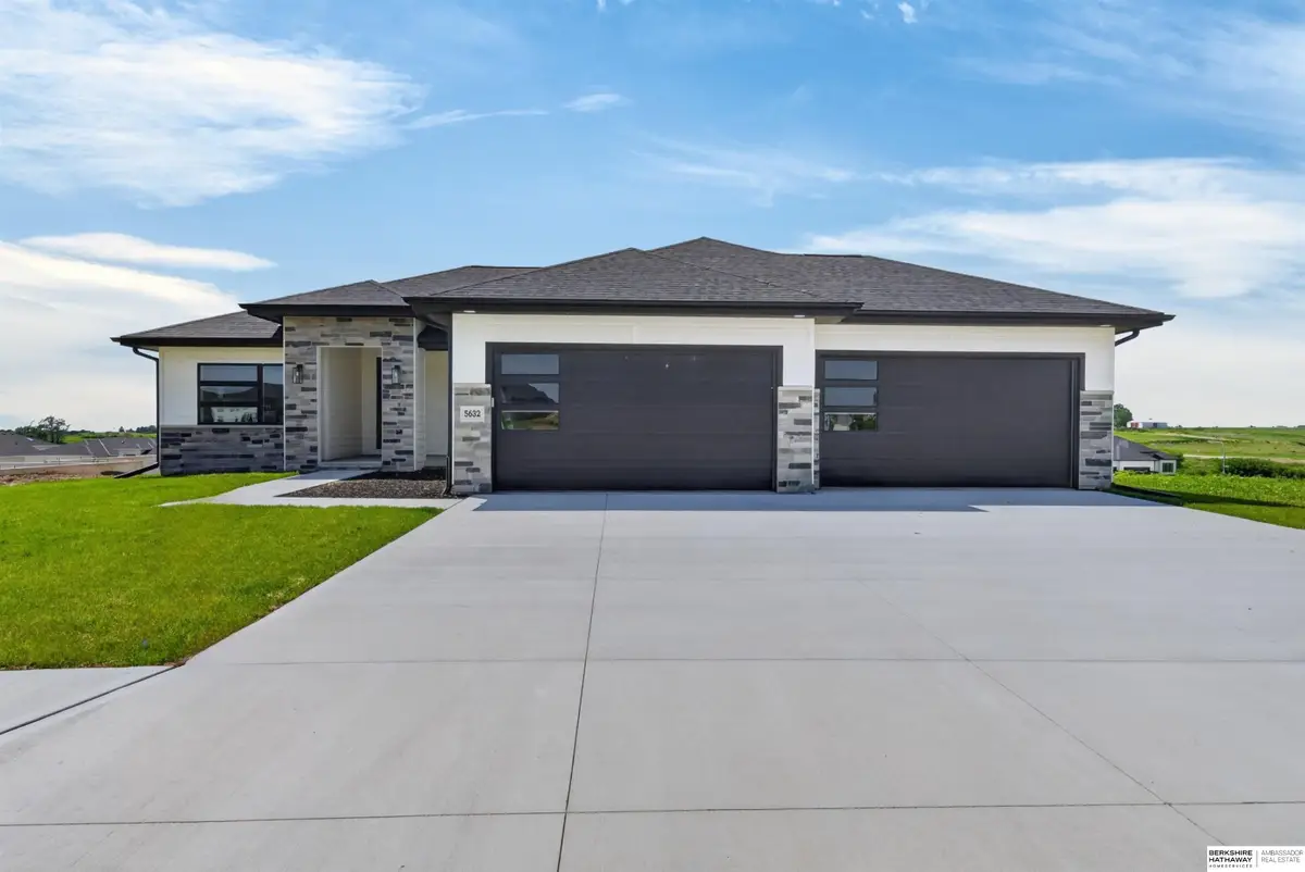 5632 N 213th Street, Elkhorn, NE 68022 - #1