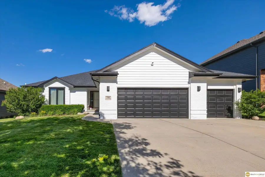 7501 N 155 Terrace, Bennington, NE 68007 - #2