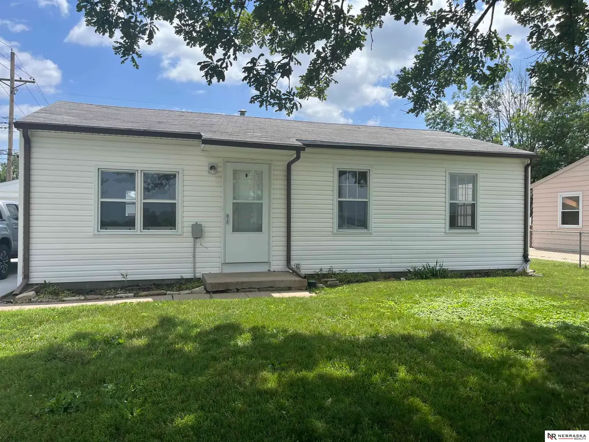 7623 S 42nd Street, Bellevue, NE 68147 - #1
