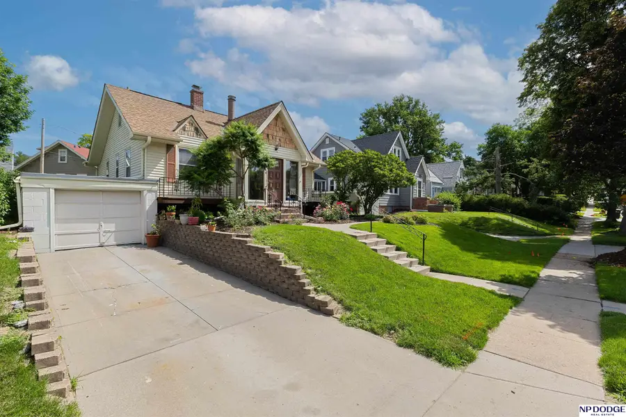 5816 Pacific Street, Omaha, NE 68106 - #3