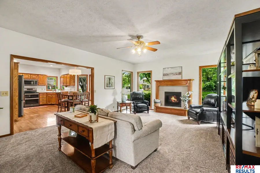 503 W Centennial Drive, Papillion, NE 68046 - #3
