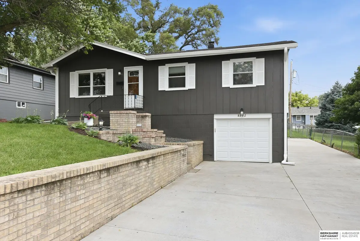 8222 Gold Street, Omaha, NE 68124 - #1