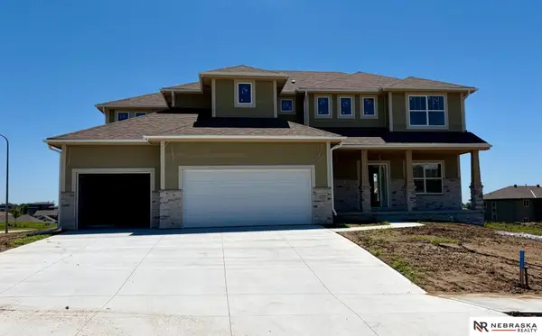 12603 Carpenter Street, Papillion, NE 68138