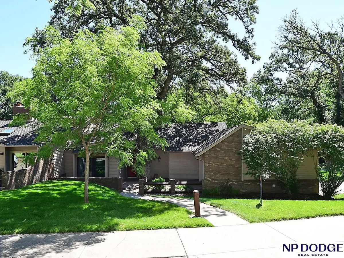 1032 S 112th Plaza, Omaha, NE 68154 - #1
