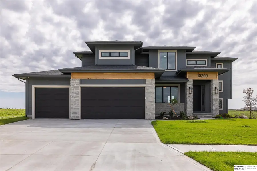 10209 S 214th Street, Gretna, NE 68028 - #2