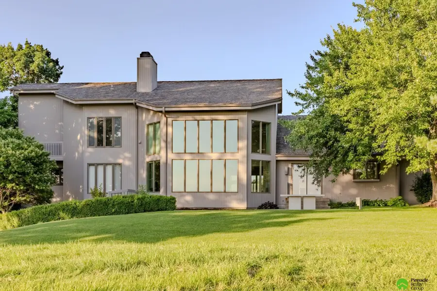 9520 Calvert Street, Lincoln, NE 68520 - #3