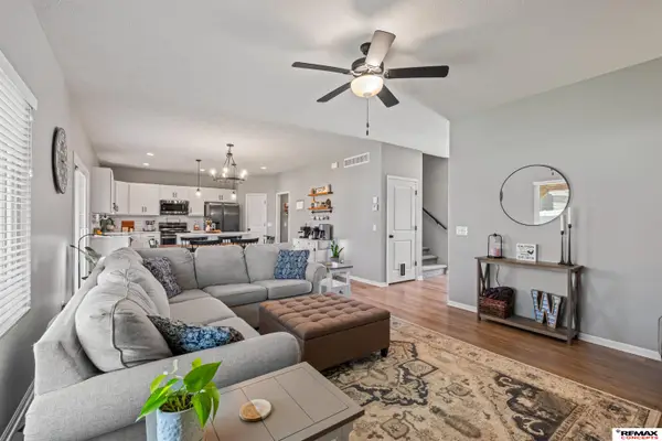 11947 N 144th Street, Waverly, NE 68462
