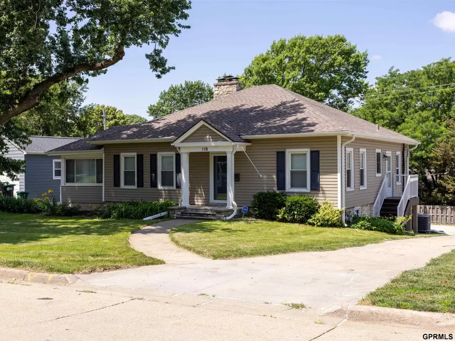 119 S 69 Street, Omaha, NE 68132 - #2