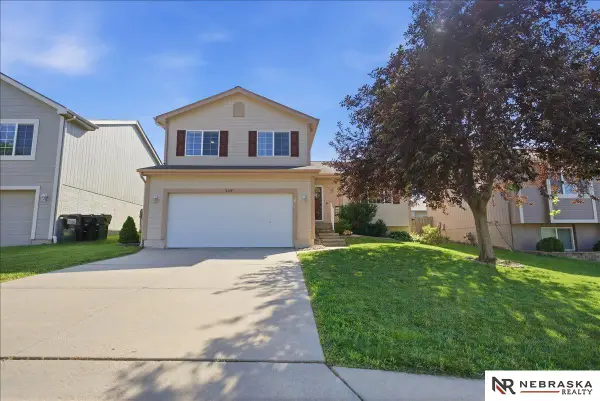 6618 N 148th Street, Omaha, NE 68116