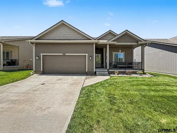 7006 N 143 Circle, Omaha, NE 68142