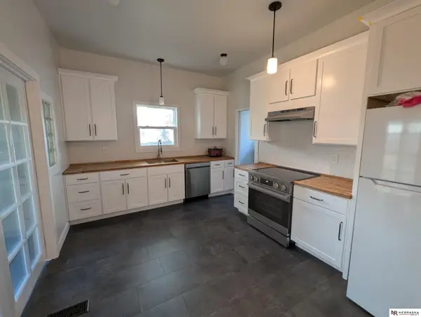 600 N Oakland Avenue, Oakland, NE 68045