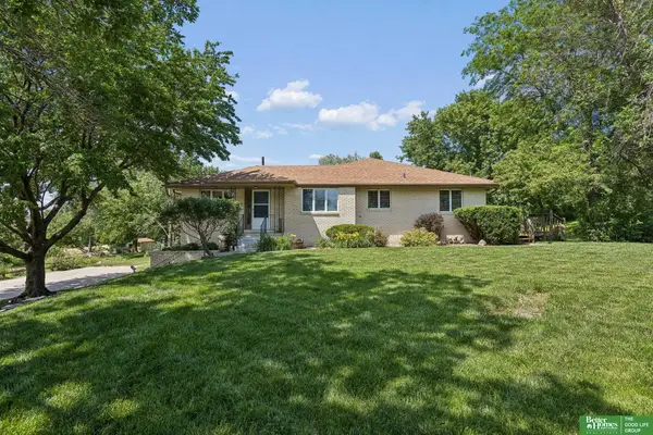 22510 Fairview Road, Gretna, NE 68028