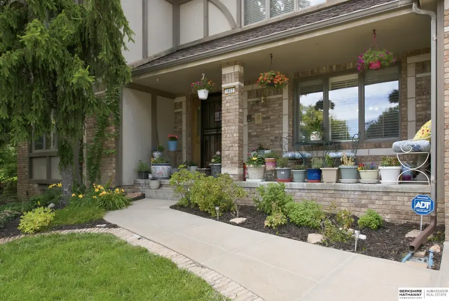 1017 N 129th Circle, Omaha, NE 68154 - #3