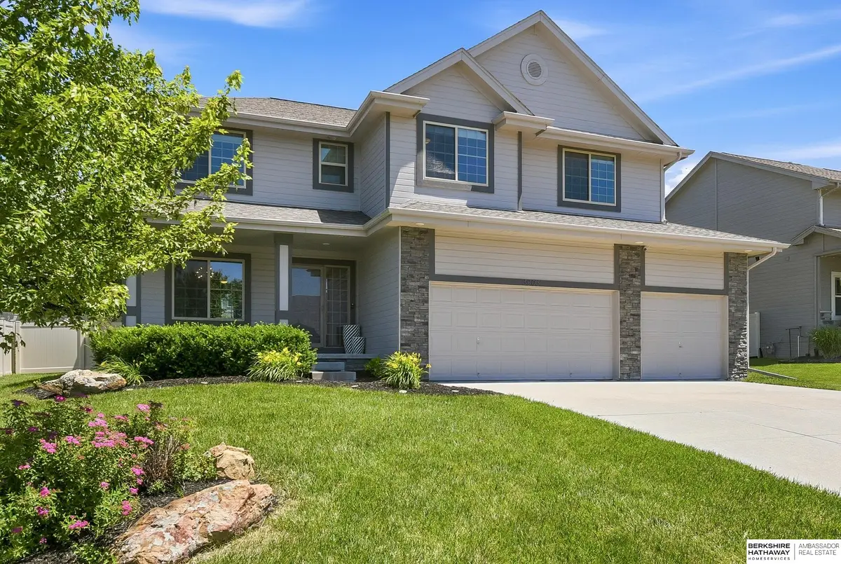 3903 S 192 Avenue, Omaha, NE 68130 - #1