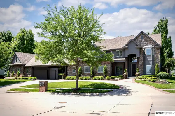 4950 S 176 Avenue, Omaha, NE 68135