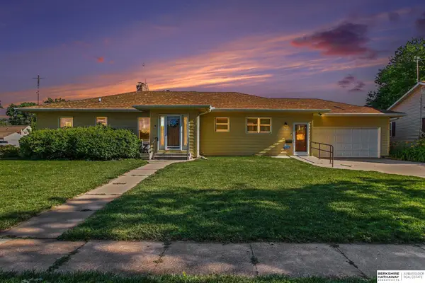 1245 E 2nd Street, Fremont, NE 68025