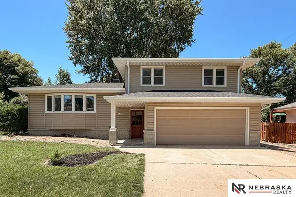 1218 S 165th Street, Omaha, NE 68130