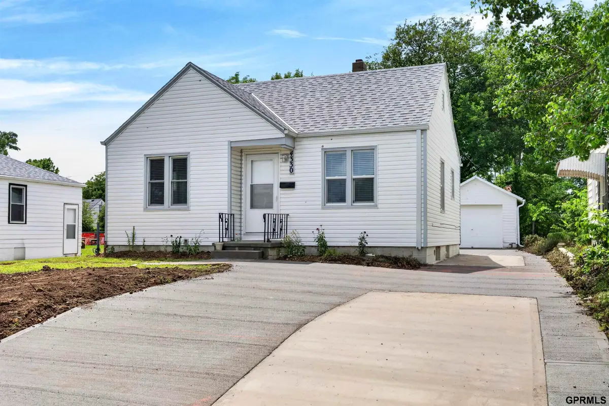 4330 N 31st Street, Omaha, NE 68104 - #1