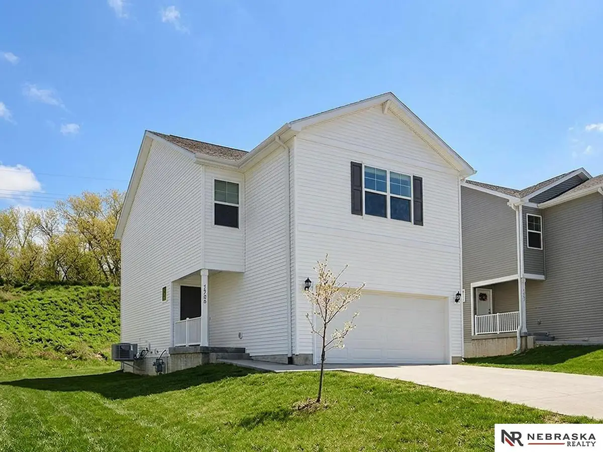 7728 N 95th Avenue, Omaha, NE 68122 - #1