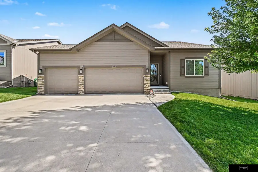 18907 Briar Street, Richland Vii, NE 86136 - #2