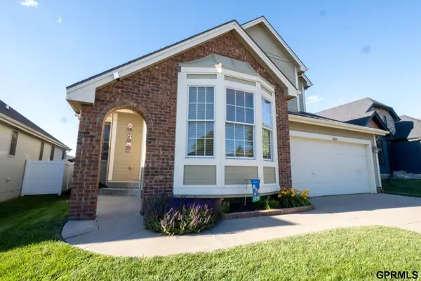 18884 Mason Plaza, Omaha, NE 68022