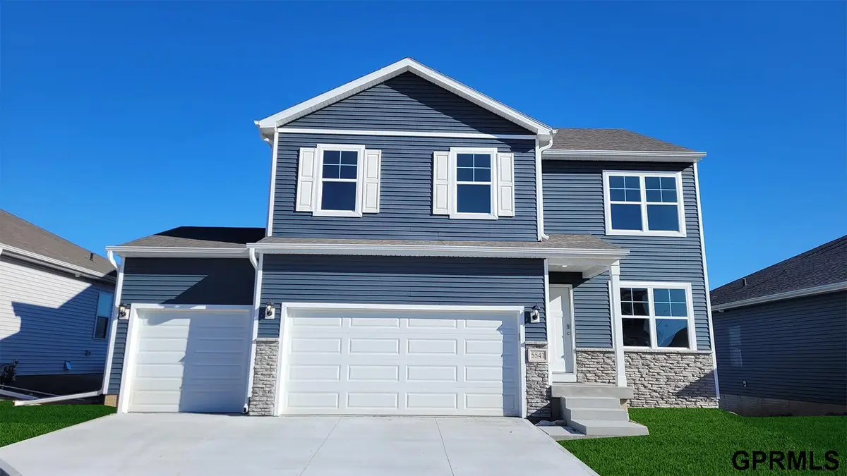 5533 N 186 Avenue, Elkhorn, NE 68022 - #1