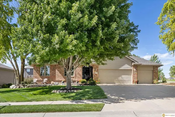 17002 Grant Street, Elkhorn, NE 68022