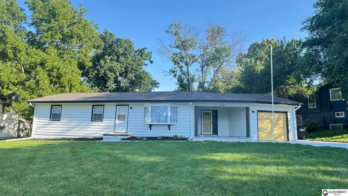 8713 Izard Street, Omaha, NE 68114 - #1
