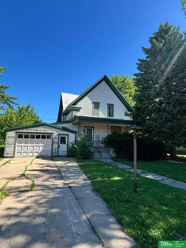 105 E 5 Street, Stromsburg, NE 68666