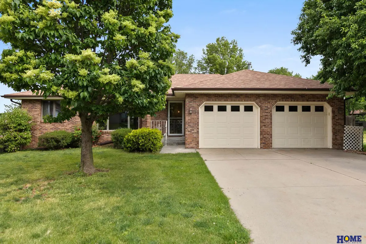 5601 Elk Circle, Lincoln, NE 68516 - #1