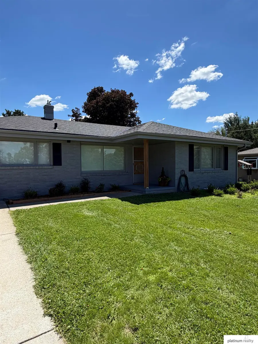 11521 N Post Road, Omaha, NE 68112 - #2
