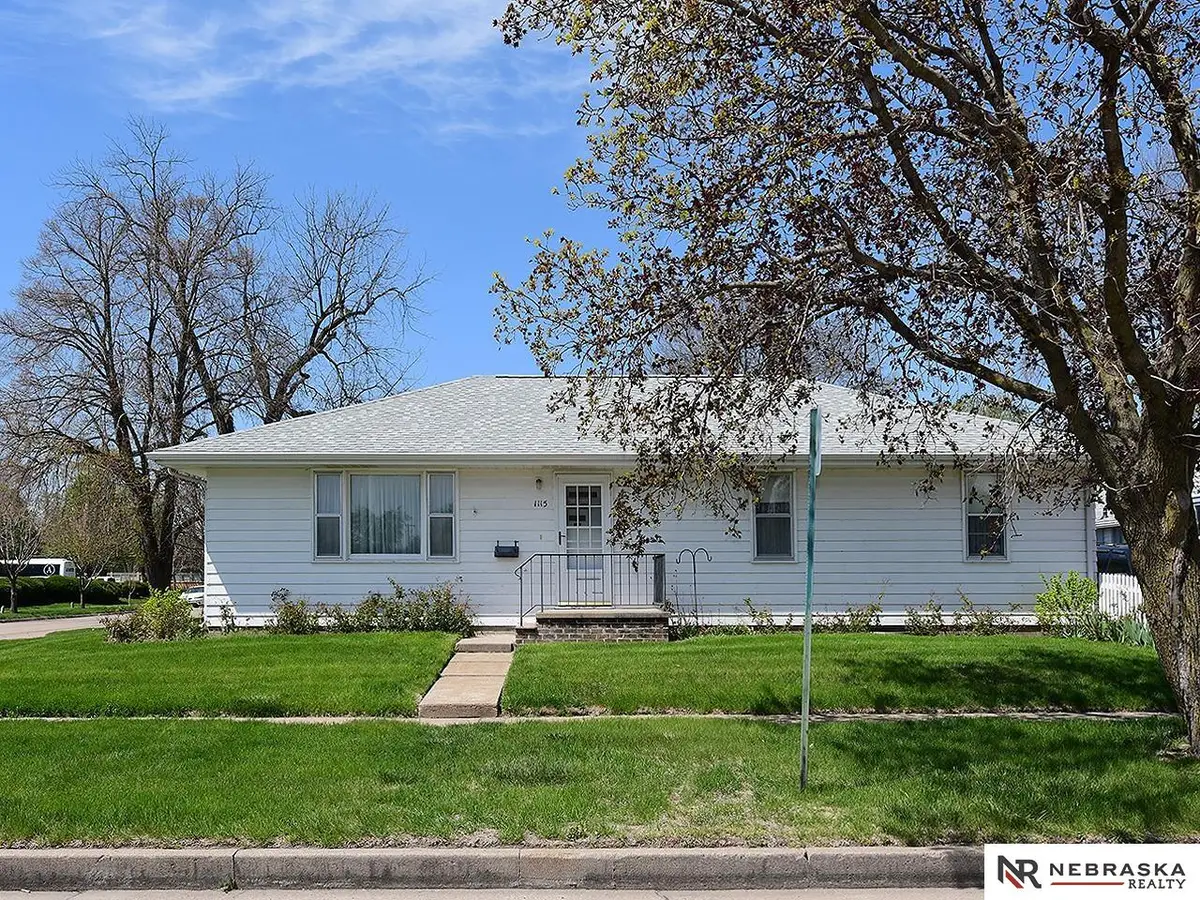 1115 N Irving Avenue, Fremont, NE 68025 - #1