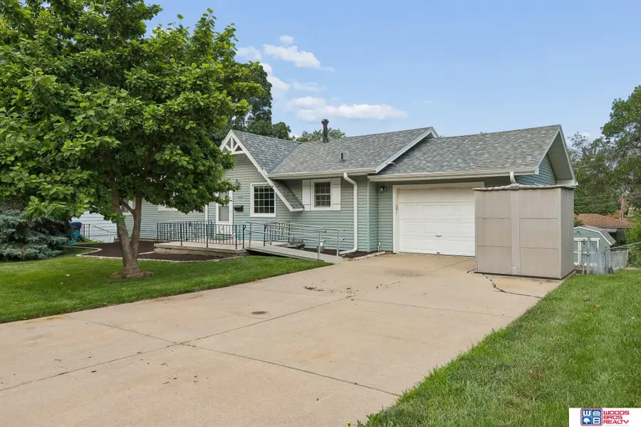 1608 Lincoln Road, Bellevue, NE 68005 - #2