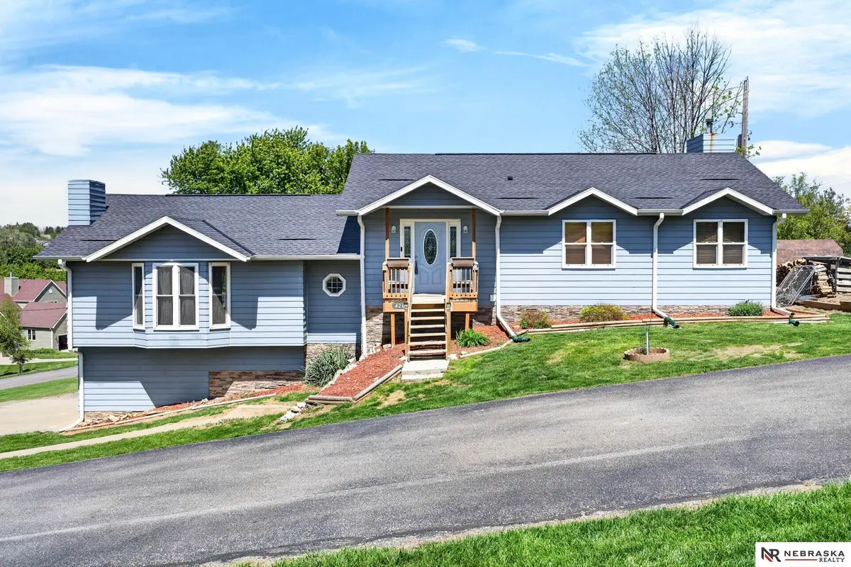 4260 Parkview Drive, Blair, NE 68008 - #1