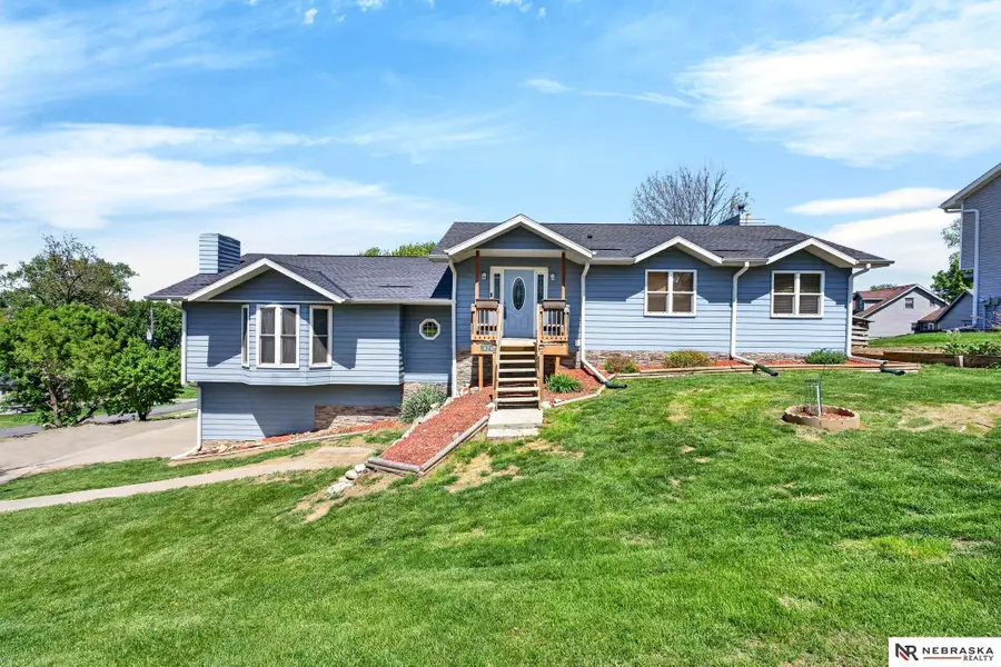 4260 Parkview Drive, Blair, NE 68008 - #3