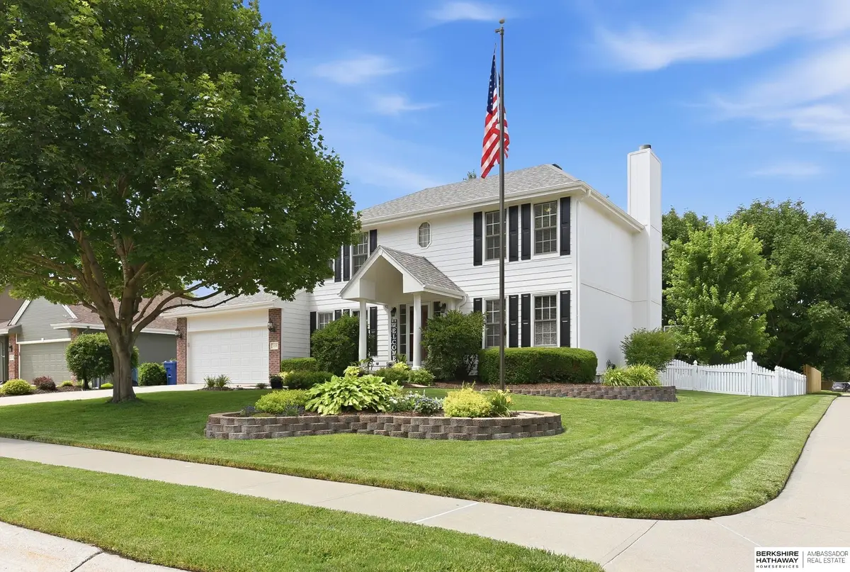 2128 Liberty Lane, Papillion, NE 68133 - #1