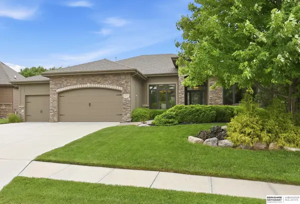 1215 S 200th Street, Omaha, NE 68130