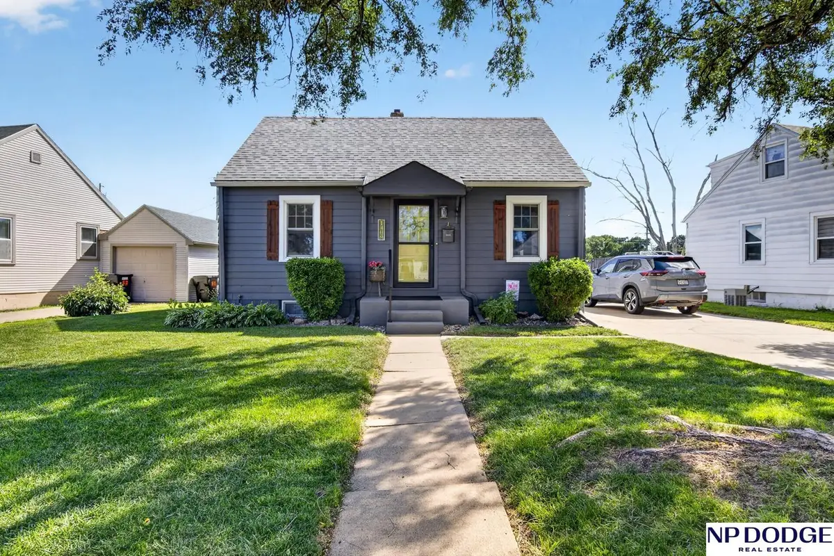 1409 E 4th Street, Fremont, NE 68025 - #1