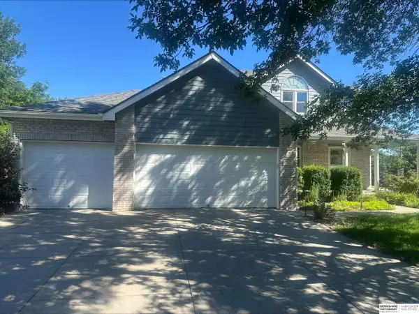 9100 Merryvale Drive, Lincoln, NE 68526