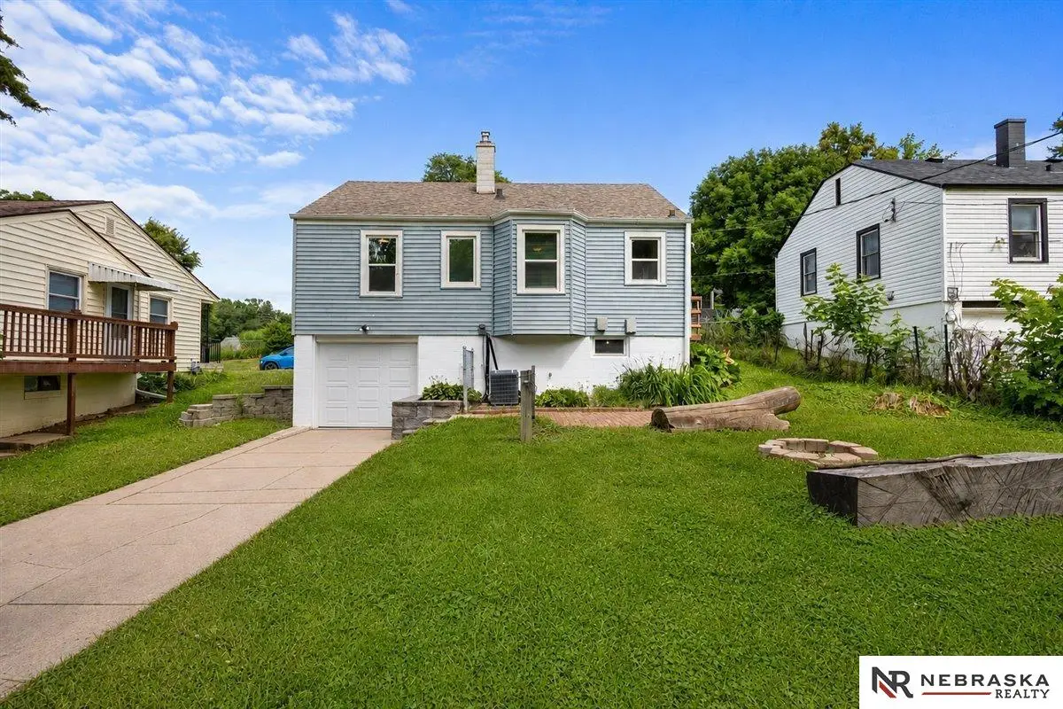 2948 N 56 Street, Omaha, NE 68104 - #1