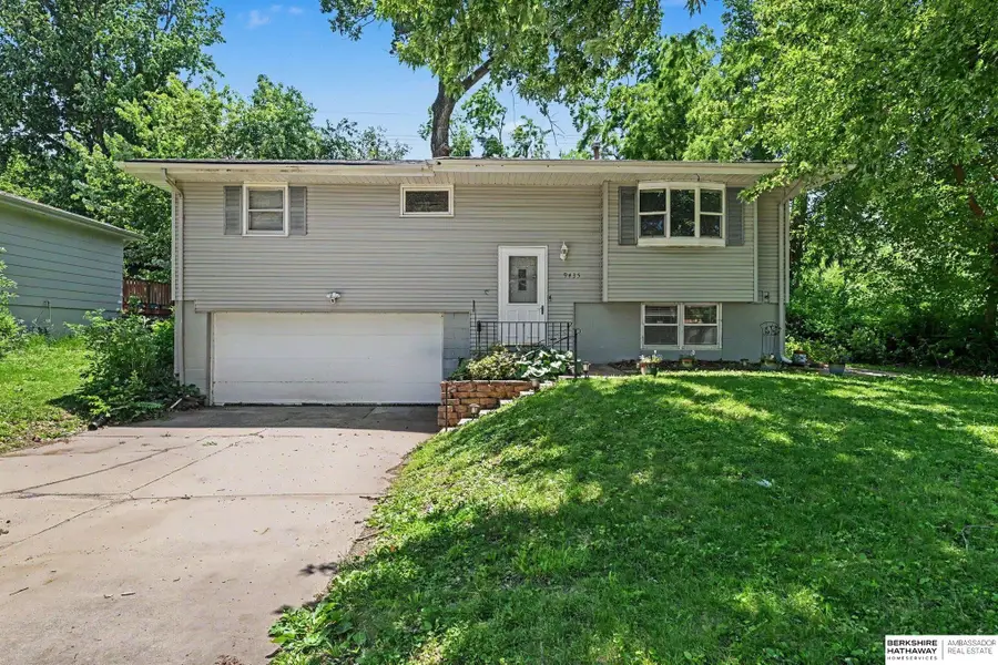 9435 Ohio Street, Omaha, NE 68134 - #2