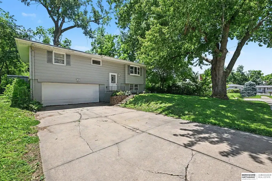 9435 Ohio Street, Omaha, NE 68134 - #3