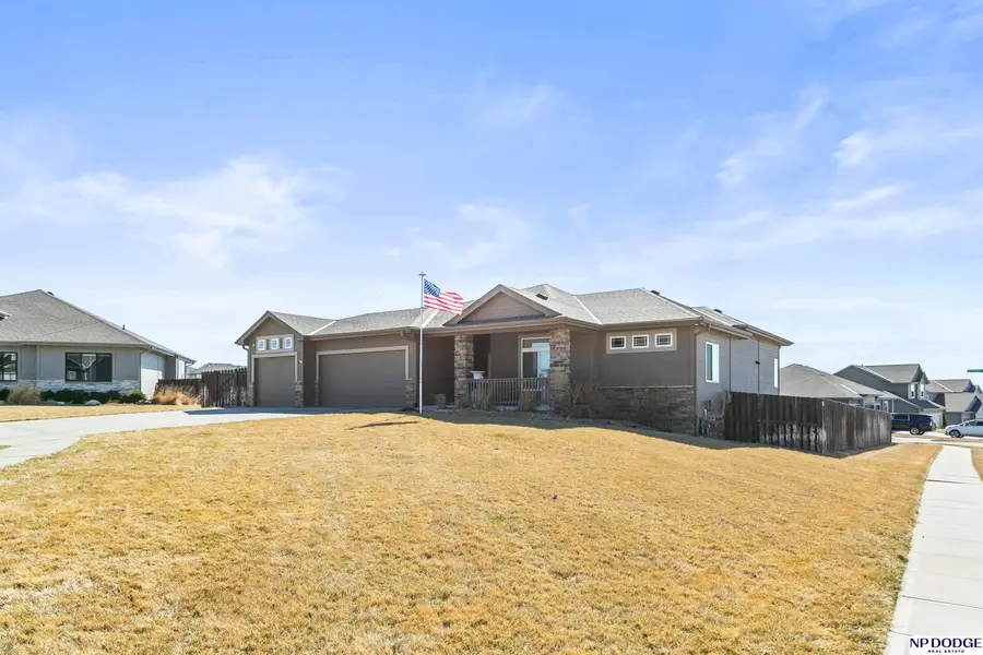 19479 Willow Circle, Gretna, NE 68028 - #2